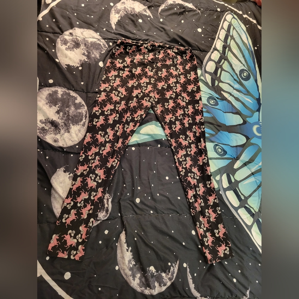 Adorable & Whimsy Soft Unicorn Leggings, Black & Pink